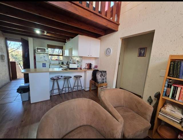 2 BEDROOM APARTMENT FOR SALE IN SUNNINGHILL